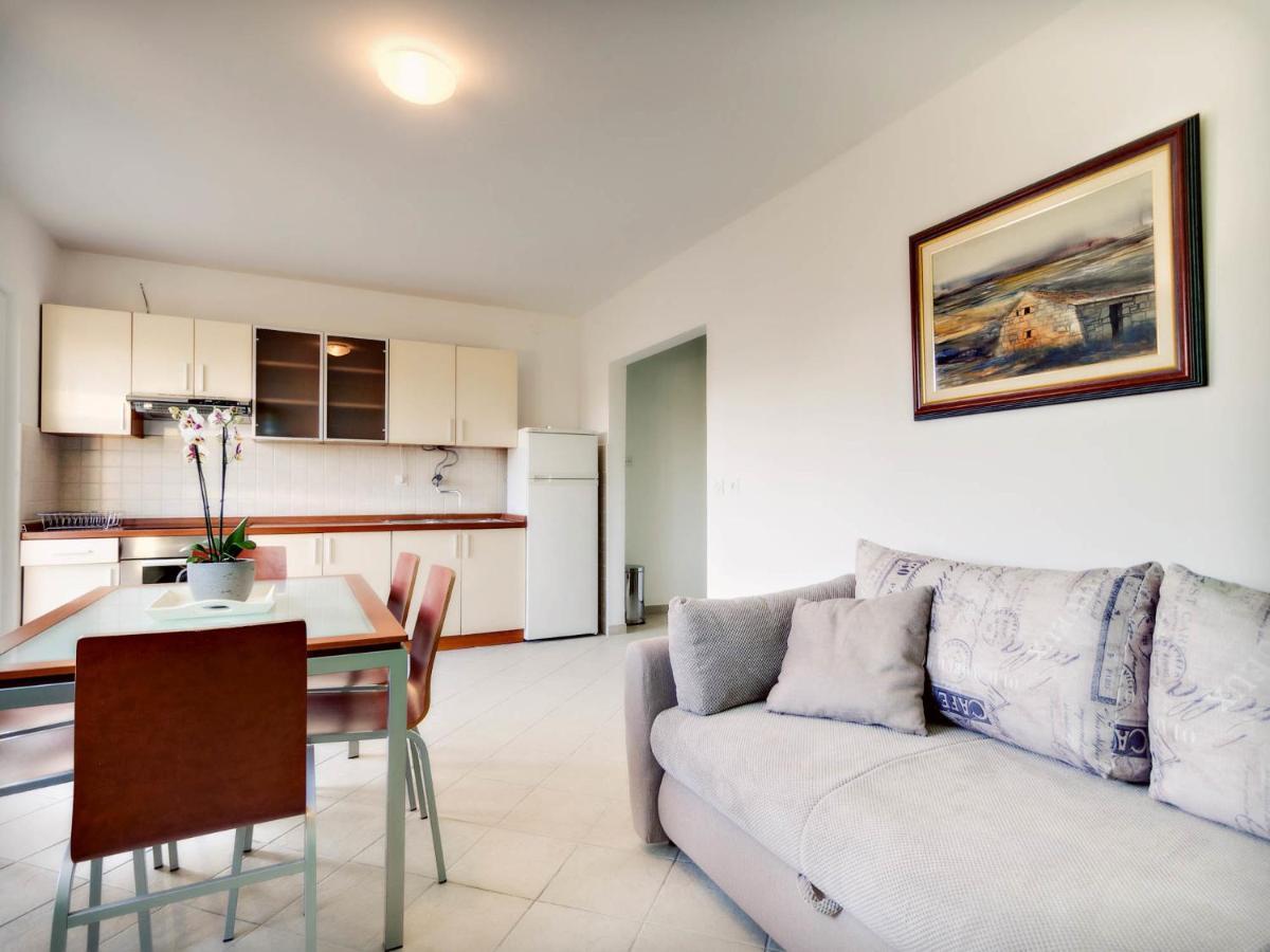 Apartments Zizic Vodice Cameră foto