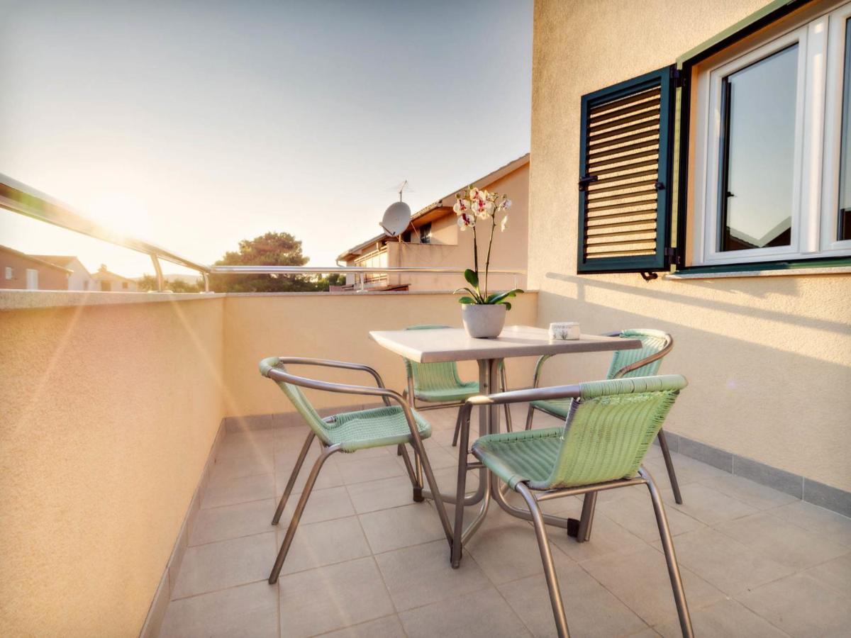 Apartments Zizic Vodice Cameră foto